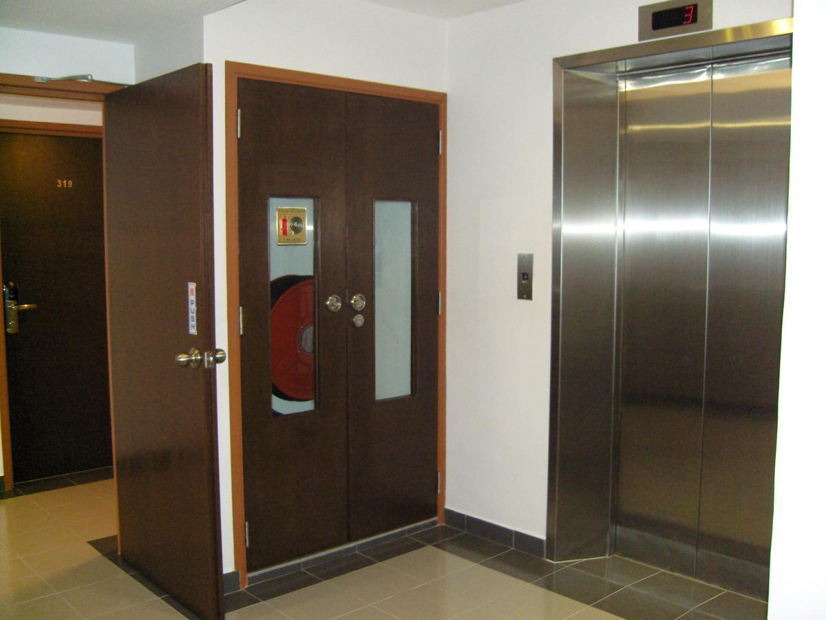 Hotel Orient Johor Bahru Kültér fotó
