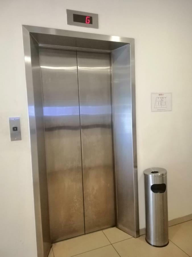 Hotel Orient Johor Bahru Kültér fotó